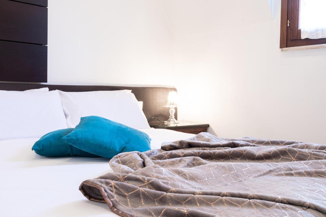 Sempione Split-Level Terrace Apartment - Top Collection Milano Ngoại thất bức ảnh